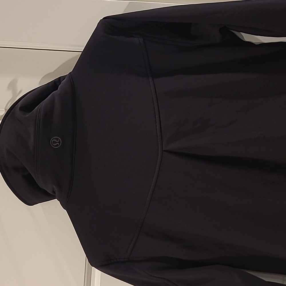 🟢Lululemon Jacket. Size 8 - Picture 6 of 9